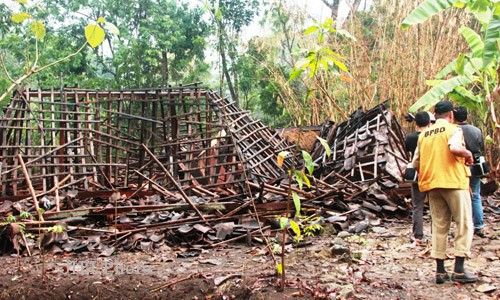 Gara-gara Hujan, Rumah Sutarmin Rata dengan Tanah