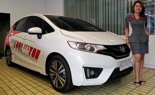 BURSA MOBIL SOLO : Akhir Tahun, Honda Solo Panen   