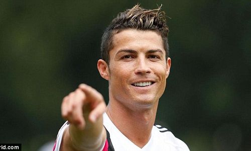 PENGHARGAAN PEMAIN : Cristiano Ronaldo Pemain Terbaik 2014