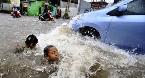 Banjir Besar di Makkah Disebabkan Cuaca Ekstrem