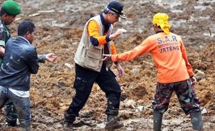 BENCANA JATENG : Gubernur Minta Pemda Antisipasi Banjir dan Longsor