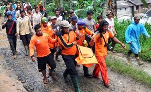 BENCANA WONOSOBO : Kerugian Tanah Longsor di Wonosobo Rp13,7 miliar   