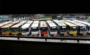 NATAL 2014 : Libur Panjang, Terminal Jember Sepi