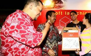 FOTO SHOPBOX TELKOM : Telkom Tawarkan Kemudahan Bisnis Shopbox