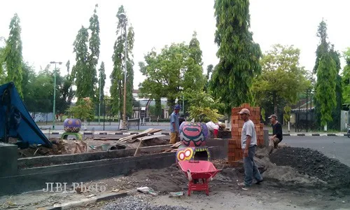 Alun-alun Wates Kini Dilengkapi Jalur Jogging