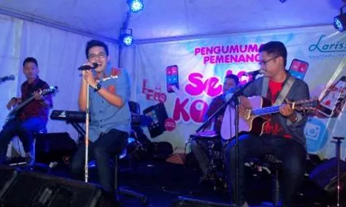 KONSER MUSIK : Di Solo, Jikustik Bikin Histeris