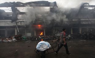 Solo Hari Ini: 27 Desember 2014, Kala Pasar Klewer Terbakar Hebat