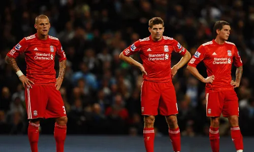 LIVERPOOL TERSINGKIR : Gagal di Liga Champions, The Reds Berjuang Keras ke 4 Besar EPL