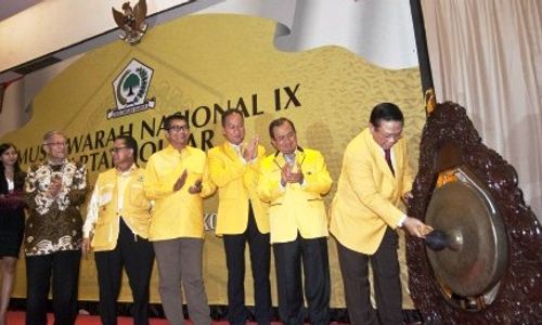 MUNAS PARTAI GOLKAR : Lah! DPD Golkar Solo Ikuti Dua Munas?