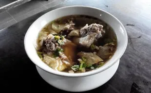 KULINER KARANGANYAR : Soto Karang Janjikan Kelezatan di Alun-Alun Karanganyar