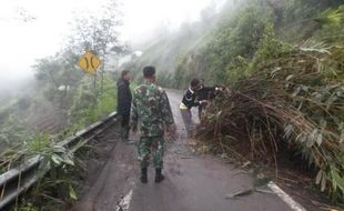 LONGSOR BOYOLALI : Tanah Longsor Kembali Landa Jalur SSB