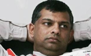 EKOR AIRASIA DITEMUKAN : Begini Kicauan Tony Fernandes