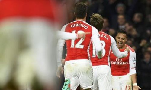 ARSENAL 1-0 SOUTHAMPTON : The Gunners Menang Lawan Southampton Berkat Gol Telat Sanchez