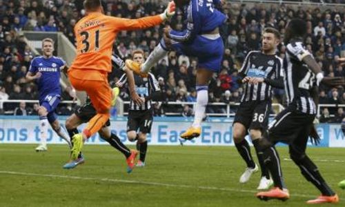 NEWCASTLE UNITED 2-1 CHELSEA : Akhirnya Chelsea Terkalahkan oleh 10 Pemain Newcastle