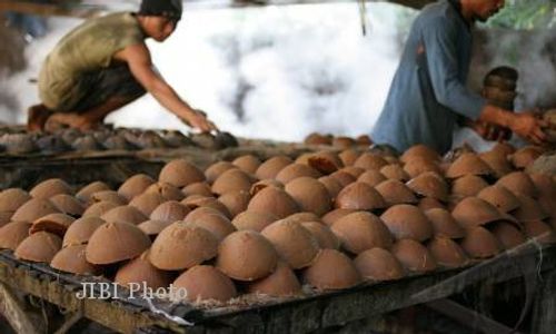 Harga Gula Merah Tak Naik, Perajin Mengeluh