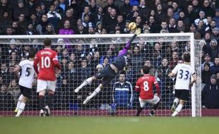 TOTTENHAM HOTSPUR VS MANCHESTER UNITED : Kiper Hotspurs Lloris Bikin Frustrasi Lini Depan MU