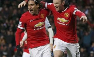 MANCHESTER UNITED VS NEWCASTLE UNITED : Rooney Dua Gol, MU Kalahkan Newcastle 3-1