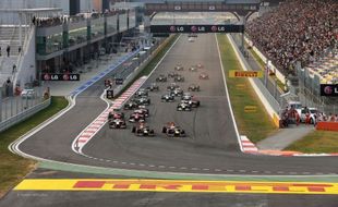 FORMULA ONE (F1) 2015 : GP Korea Dicurigai Akal-akalan Jatah Mesin