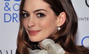 Anne Hathaway di B20 Summit Sebutkan Butuh 3 Abad untuk Kesejahteraan Gender