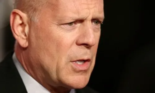 FILM BARU : Bruce Willis Segera Bintangi Film Thriller Extraction