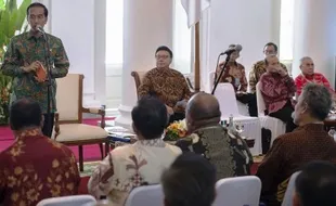 FOTO AGENDA PRESIDEN : Presiden Jamu Bupati di Istana Bogor