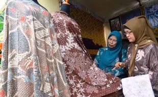 FOTO BATIK MADIUN : Batik Khas Madiun Mulai Rp150.000/Potong