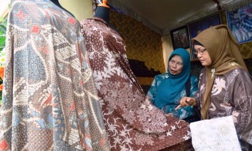 UMKM MADIUN : Pemkab Kembangkan 4 Motif Batik Khas Madiun