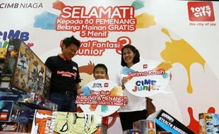 FOTO FESTIVAL FANTASI JUNIOR 3 : CIMB Niaga Hadiahi 80 Penabung Junior