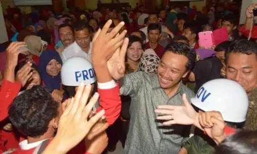 FOTO IKIP PGRI MADIUN : Menpora Imam Nahrawi Seminar di Madiun