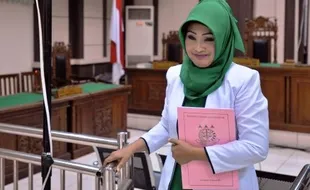 KASUS GLA KARANGANYAR : Rina Iriani Belum Ajukan Memori Banding