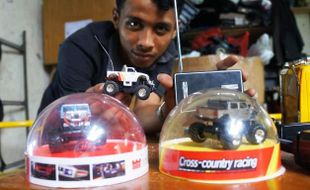 FOTO MINI RC : Di Notoharjo, Mini RC Rp330.000/Unit