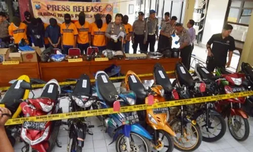 Sepeda Motor Bodong Dijual Lewat Facebook