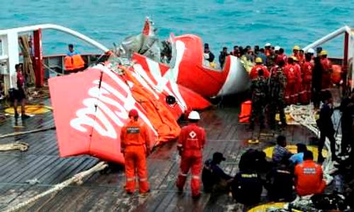 PESAWAT AIRASIA DITEMUKAN : FDR Kotak Hitam Baru Diserahkan ke KNKT Siang Hari, Ini Alasannya