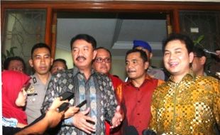 BUDI GUNAWAN TERSANGKA : Kompolnas Ajukan Calon Kapolri Baru, Ini Reaksi Kubu BG