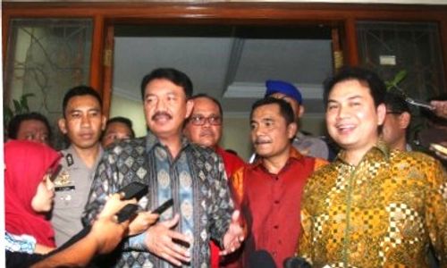 KAPOLRI BARU : KMP-KIH Kompak Dukung Tersangka Jadi Kapolri, Ada Apa?