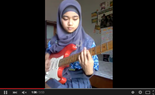 MOST POPULAR YOUTUBE : Keren, Gadis Berjilbab Bikin Cover Lagu Lamb of God!