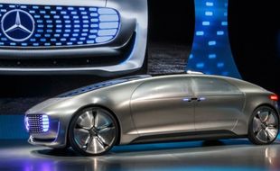 CES 2015 : Perkenalkan Mobil Tanpa Sopir Mercedes-Benz F015 