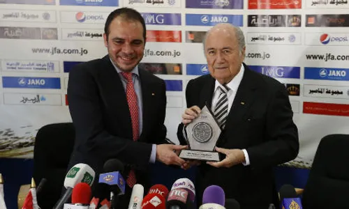 PEMILIHAN PRESIDEN FIFA : Pangeran Ali Siap Bersaing dengan Blatter