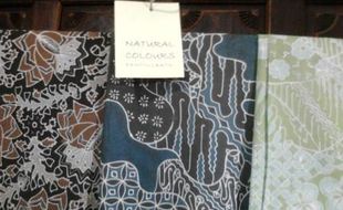 KAMPUNG BATIK LAWEYAN : Warga Laweyan Kembangkan Batik Warna Alam