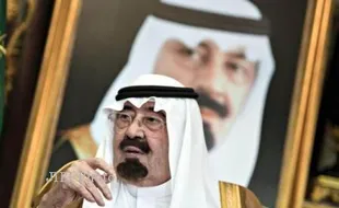 Raja Arab Saudi Sakit Pneumonia