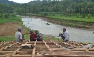 WADUK PIDEKSO WONOGIRI : Groundbreaking Waduk Pidekso Molor