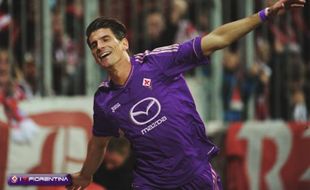 TRANSFER PEMAIN : Mario Gomez Gabung Wolfsburg