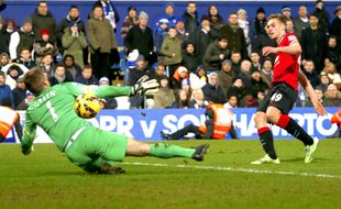 QUEEN PARK RANGERS VS MANCHESTER UNITED : Sempat Kesulitan, MU Berhasil Taklukkan QPR 2-0