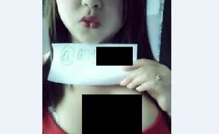 FOTO VULGAR MAHASISWI UIN : RA Member Akun Twitter Prostitusi Online?