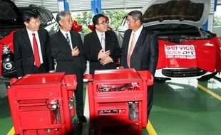 FOTO DILER MITSUBISHI : Wow, Investasi Diler Mitsubishi Rp110 M