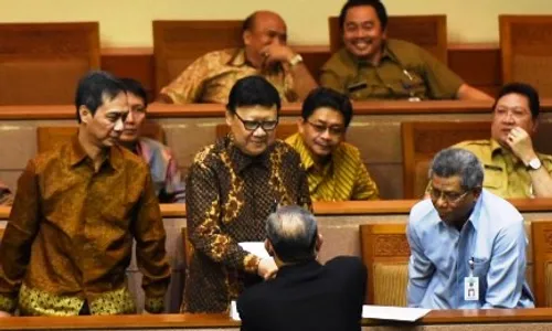 AHOK VS DPRD DKI : Ahok Curiga DPRD "Main Mata" dengan Kemendagri, Ini Kata Tjahjo