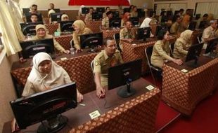 UJIAN KOMPETENSI GURU : Disdikpora: Hasil UKG 2015 Tak Pengaruhi Tunjangan