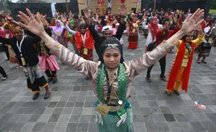 FOTO BEASISWA MAHASISWA : Inilah Flasmob Penerima Bantuan Pendidikan LPDP