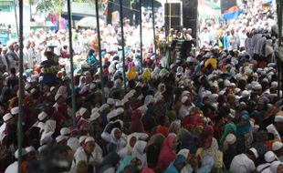 HAUL HABIB ALI : Jemaah haul Habib Ali Diminta Waspadai Copet