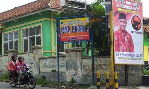 PILKADA KLATEN 2015 : Pemasangan Spanduk Kian Marak, DPRD Kritisi Bakal Calon Bupati